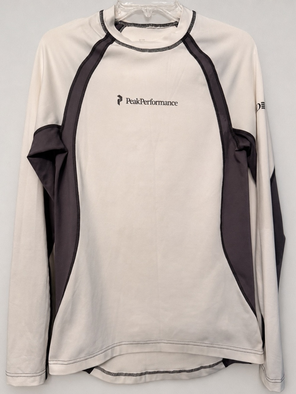 Peak Performance Women’s White/Gray Crewneck Performance Top